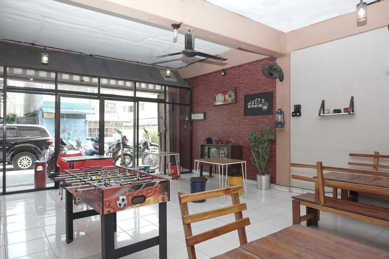 Oyo 2200 Hotel Gunung Sari Rantauprapat Exterior foto