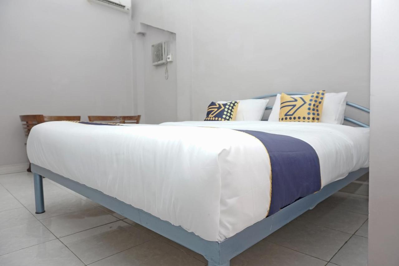 Oyo 2200 Hotel Gunung Sari Rantauprapat Exterior foto